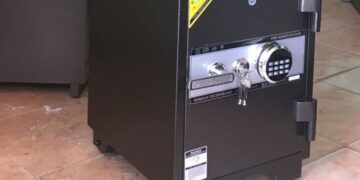 Top 10 Cửa Hàng Bán Két Sắt Vân Tay Chất Lượng Ở Việt Nam