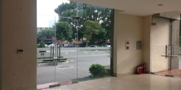 cửa kính cường lực Cần Thơ