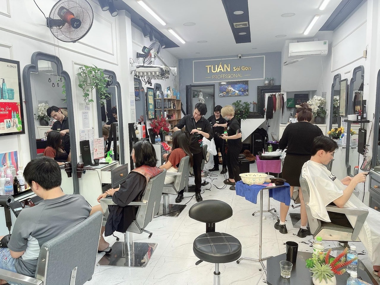 Tuấn Saigon Hair Salon