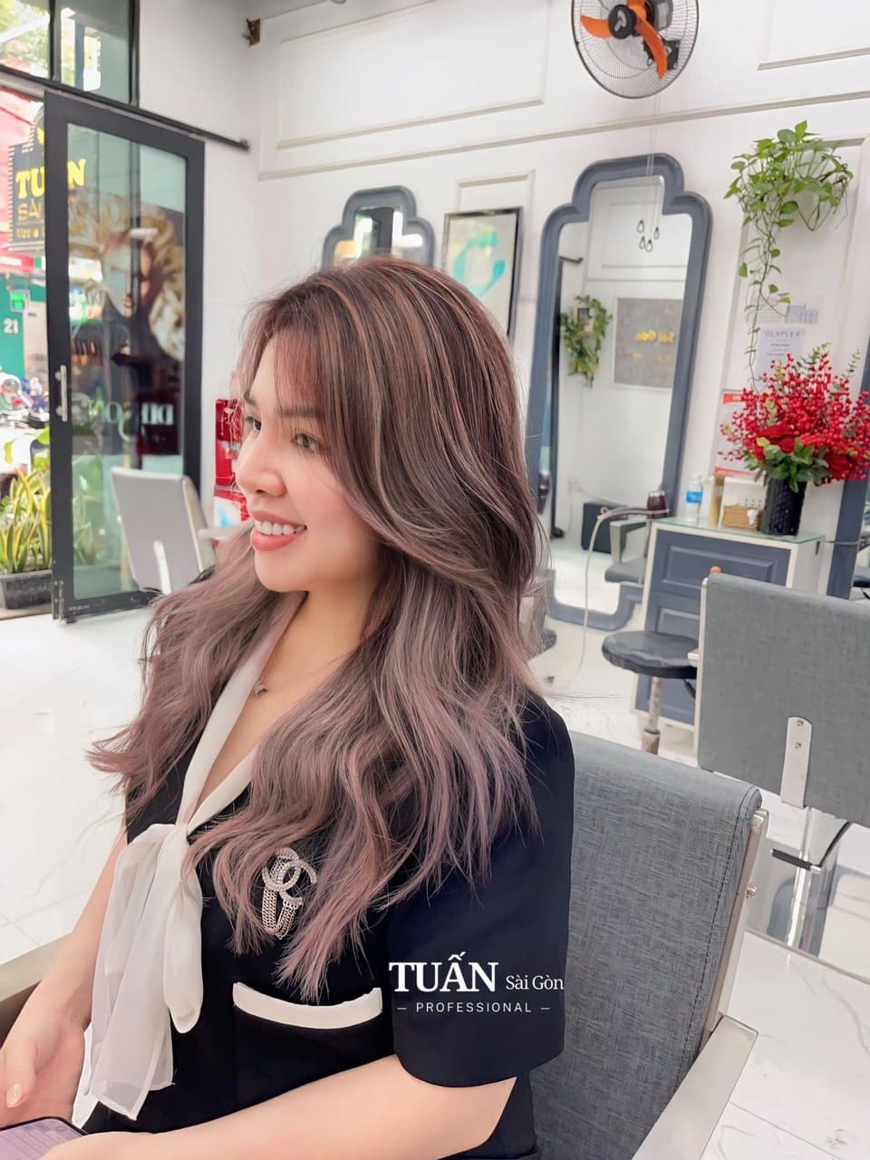 Tuấn Saigon Hair Salon