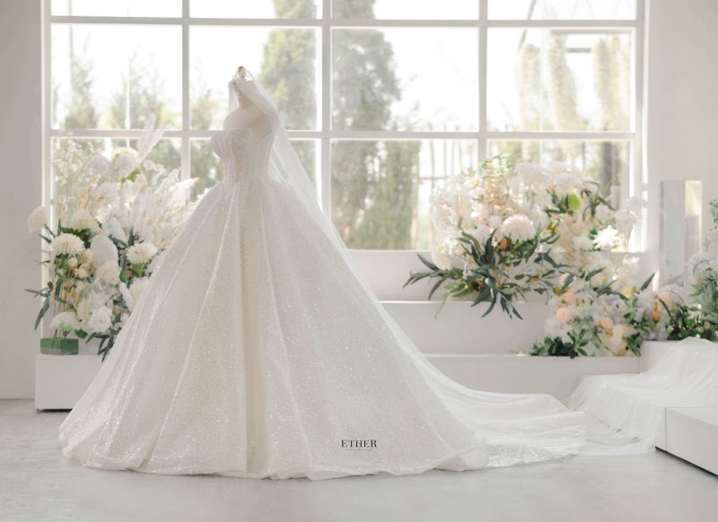 Kinh nghiệm may váy cưới đẹp mà cô dâu nào cũng nên biết