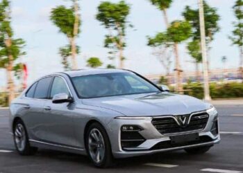 Xe vinfast Lux A 2.0 2020