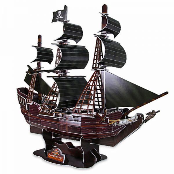 Mô hình tàu cướp biển đồ chơi
