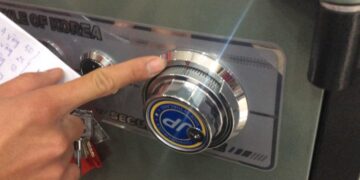 Két sắt Việt Tiệp