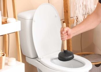 Xử lý bồn cầu