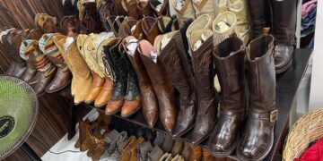 Đừng Bỏ Qua Top 10 Tiệm Giày 2Hand Đà Nẵng Đẹp Như Mới