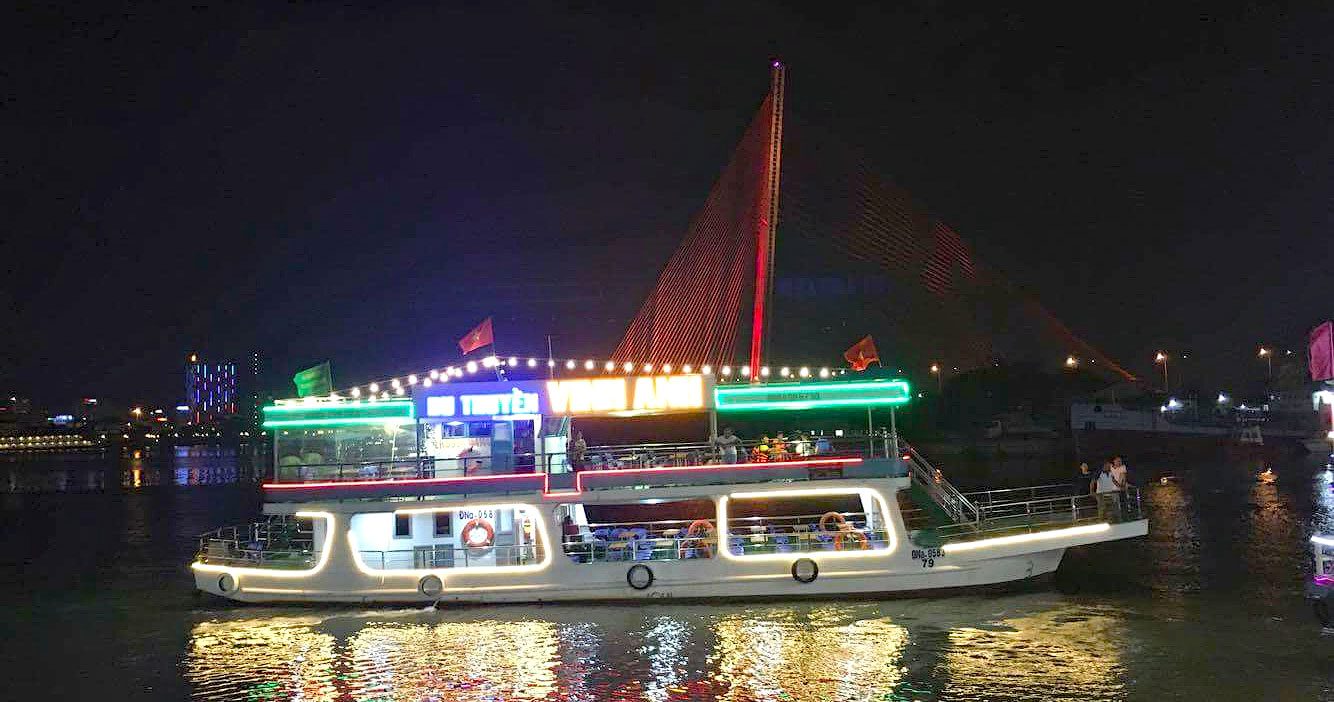 thuê du thuyền Đà Nẵng