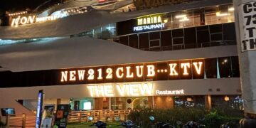 Nhà hàng The View - Du Thuyền