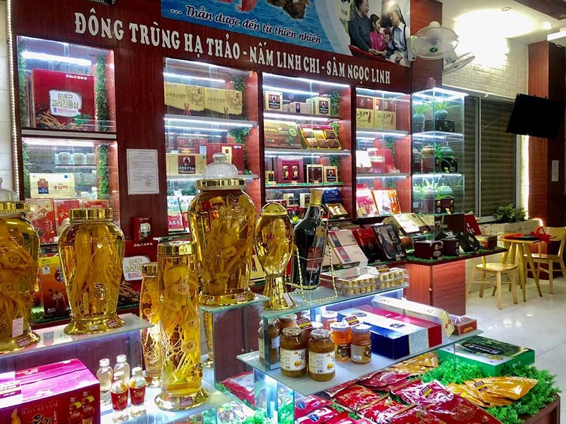 Yến Nhất Tín
