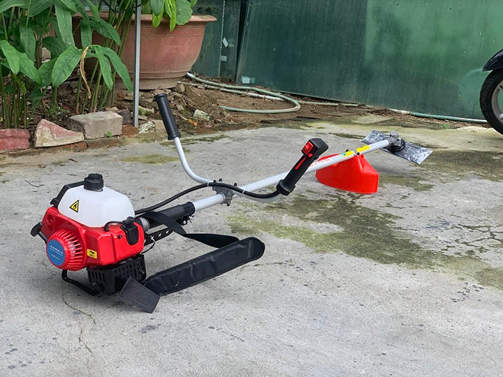 máy cắt cỏ tại Đà Nẵng