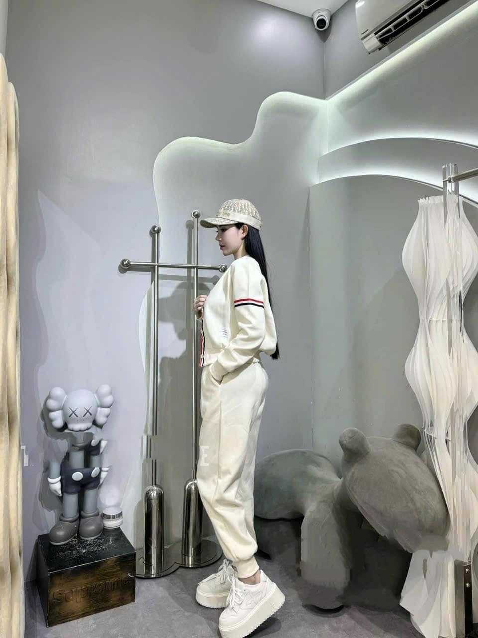 Yến Ly