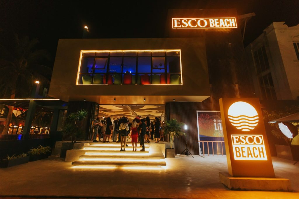 Esco Beach Bar Lounge & Restaurant
