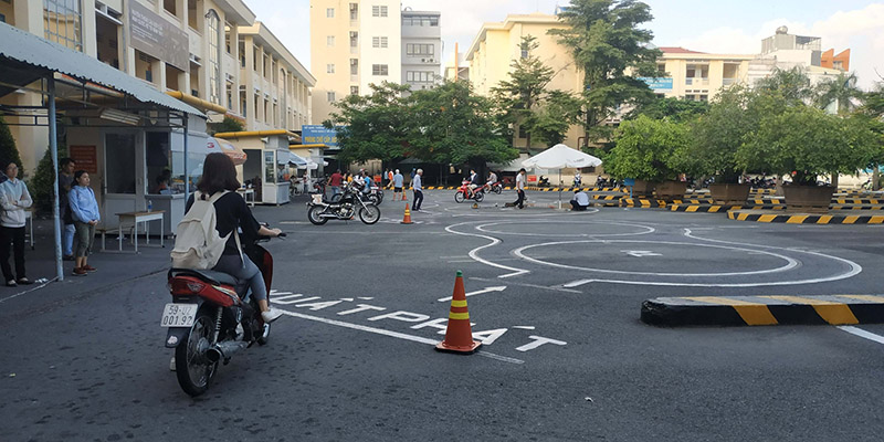 học bằng lái xe máy Đà Nẵng