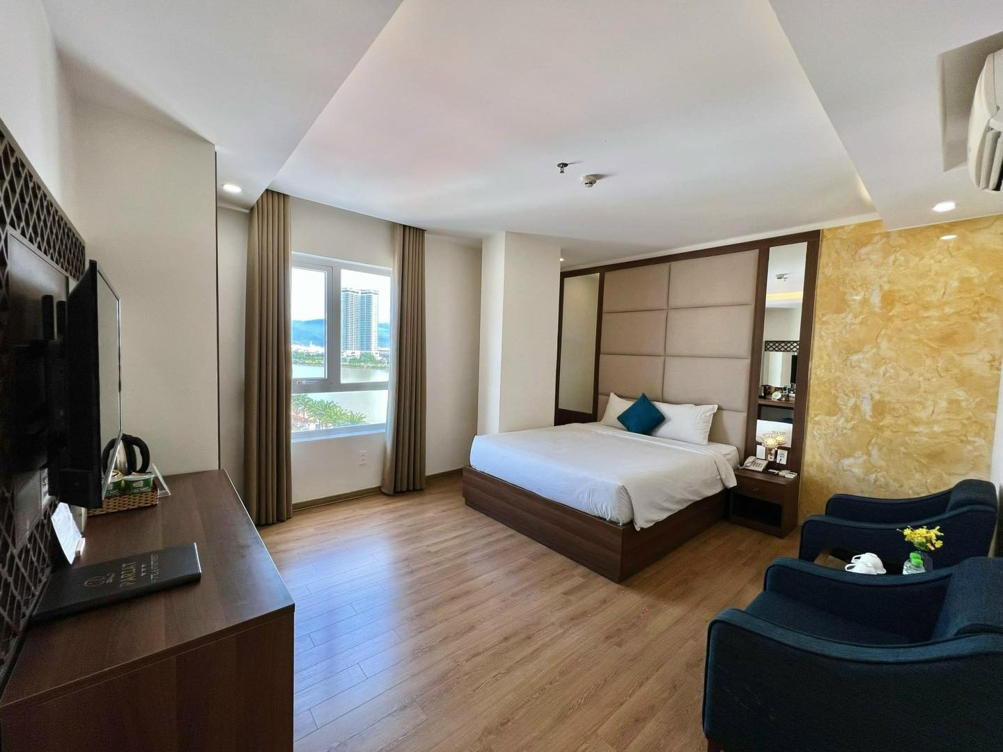 khách sạn 3 sao quận Hải Châu Đà Nẵng