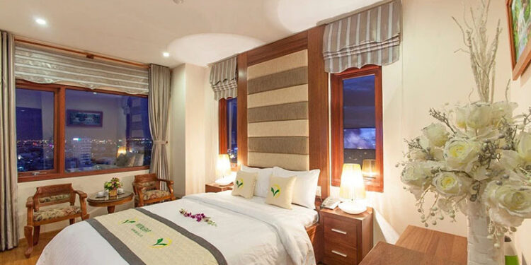 Khách Sạn Moonlight Suites