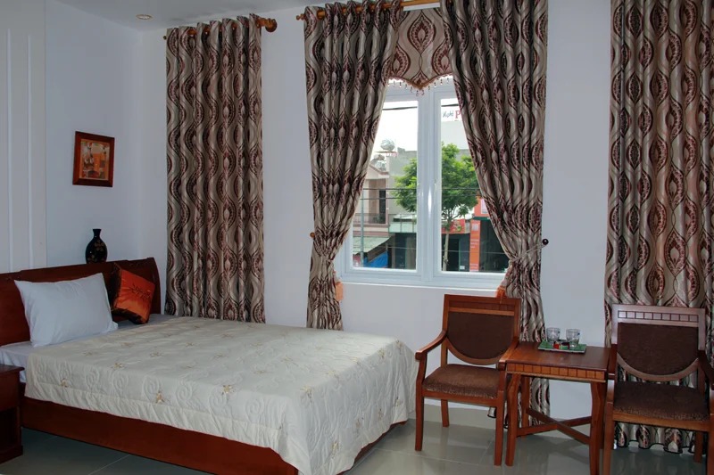 Khách Sạn Tuyết Vân II