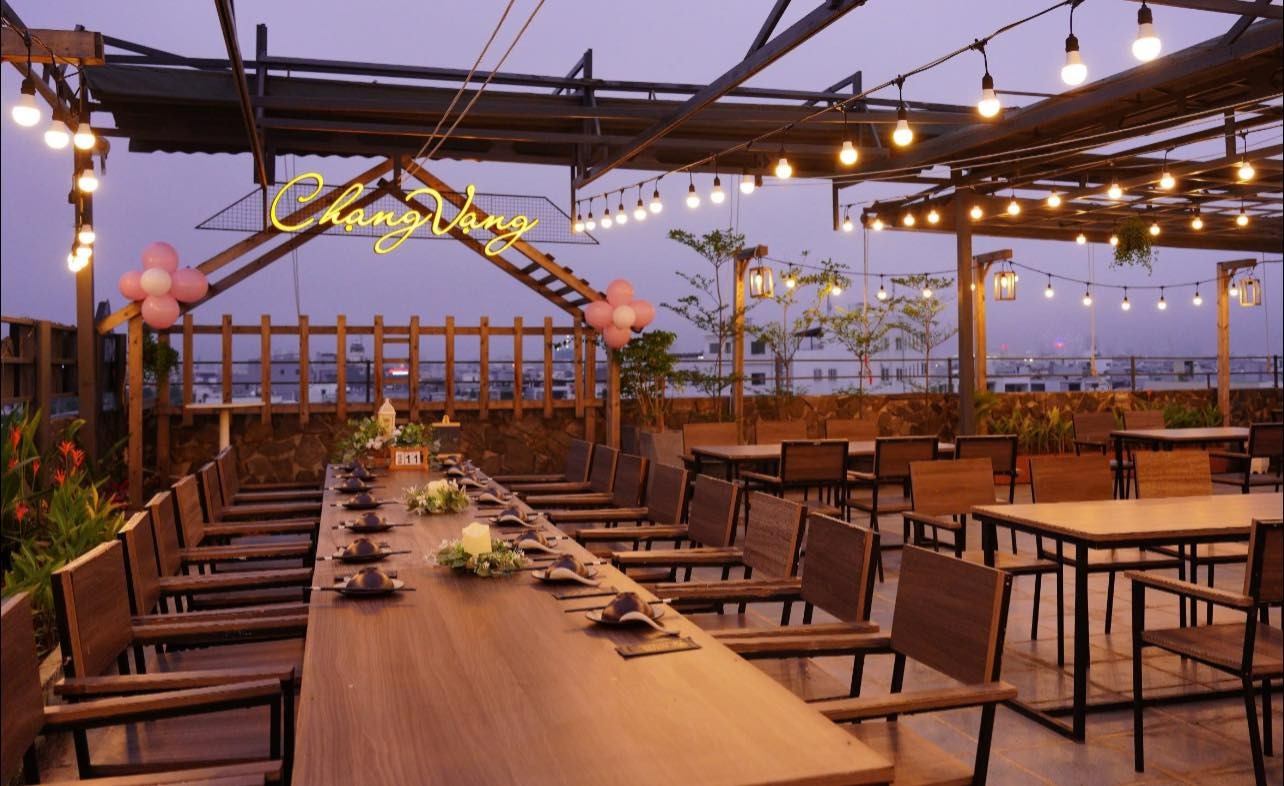 Chạng Vạng - The Rooftop Beer