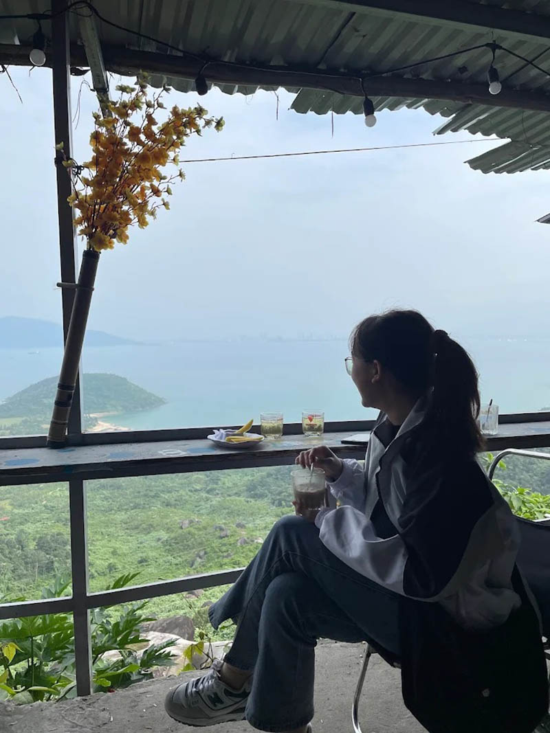 cafe đèo Hải Vân