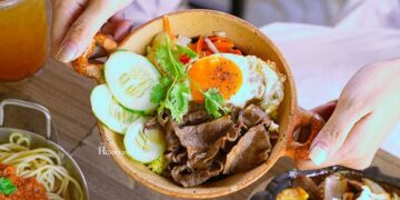 cơm thố Đà Nẵng