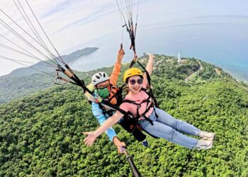 nhảy dù lượn ở Đà Nẵng