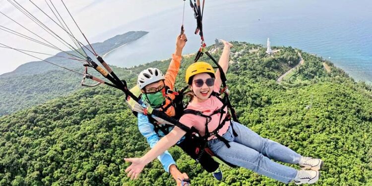 nhảy dù lượn ở Đà Nẵng