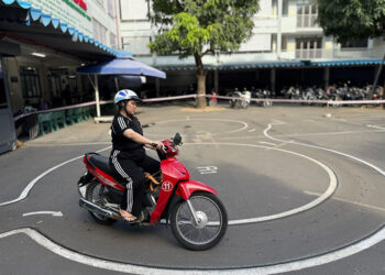 học bằng lái xe máy Hội An