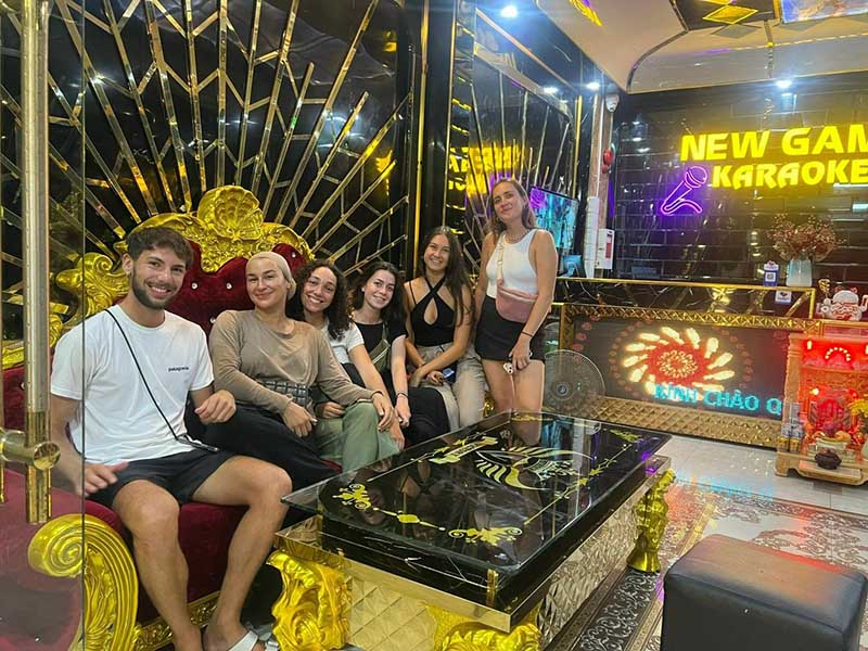 quán karaoke Hội An
