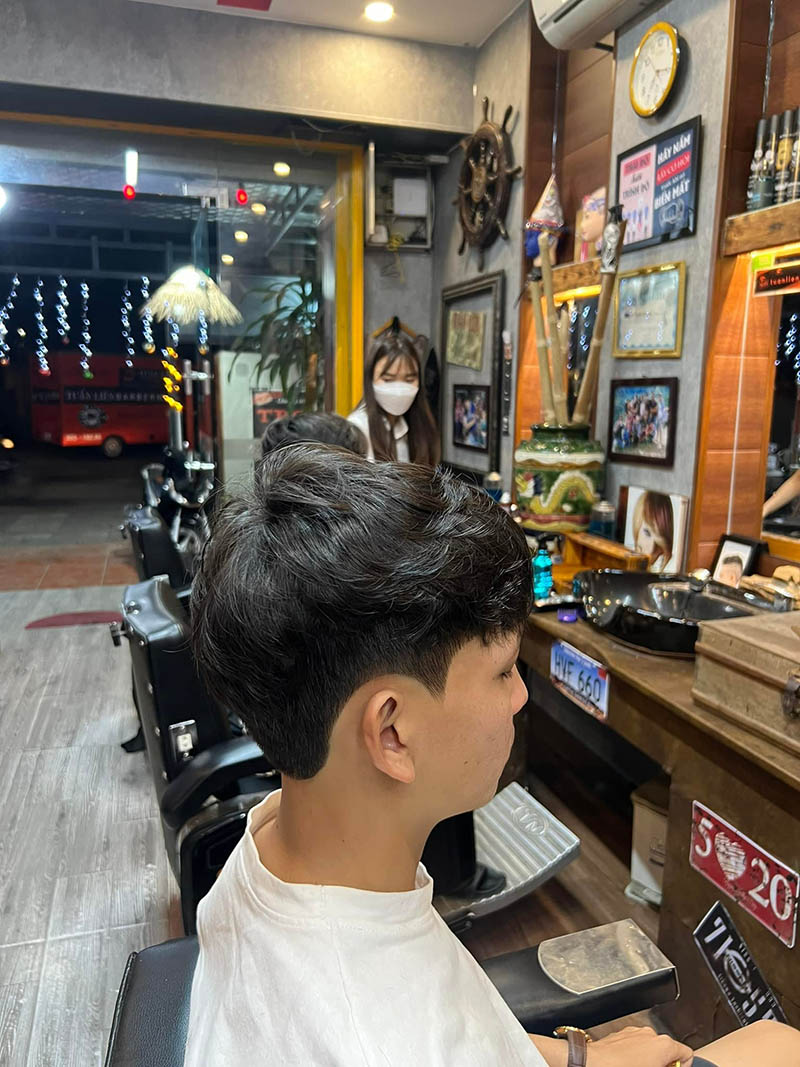salon tóc nam Hội An