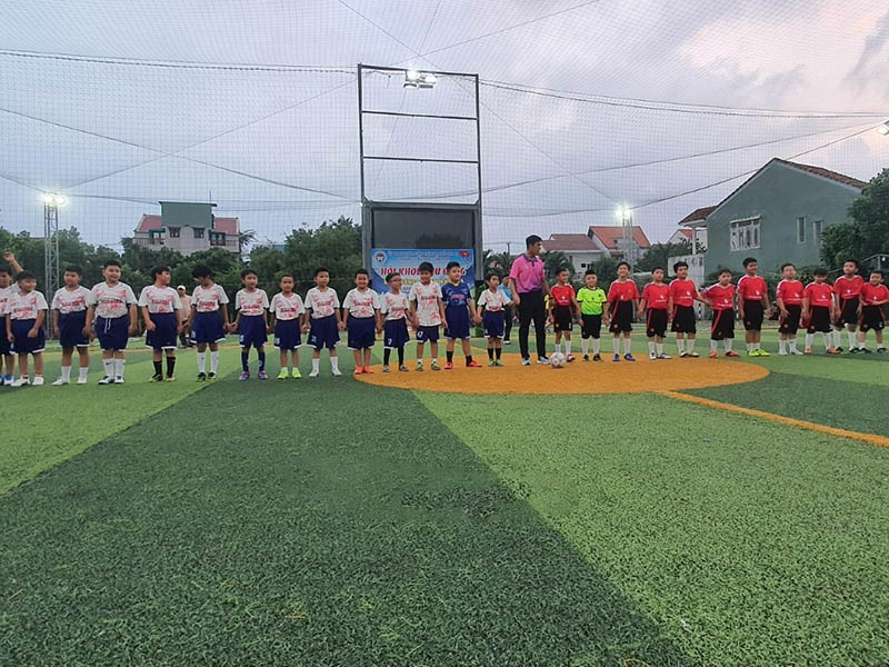 sân bóng đá Hội An