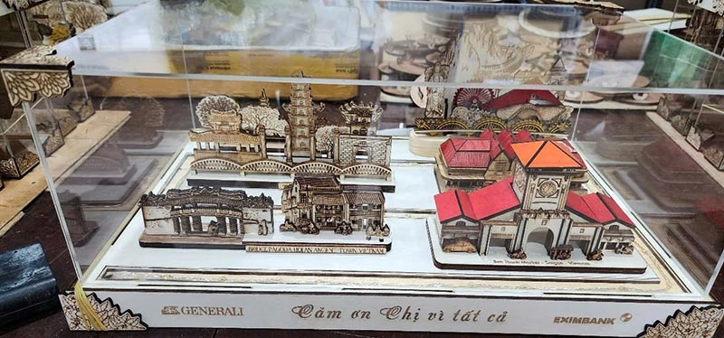 CONOMi - Lưu Niệm - Quà Việt - Souvenirs